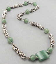 Load image into Gallery viewer, Byzantine chain with Aventurine
